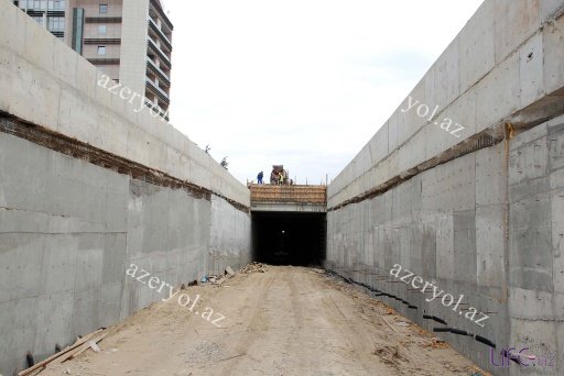 Строительство крупнейшей дорожной развязки в центре Баку завершиться 2013 году