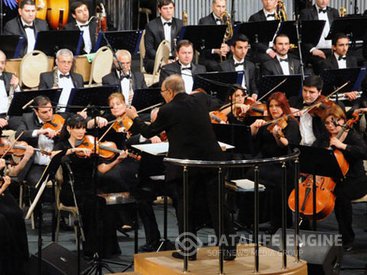 В Баку состоялся концерт легендарного маэстро Эннио Морриконе