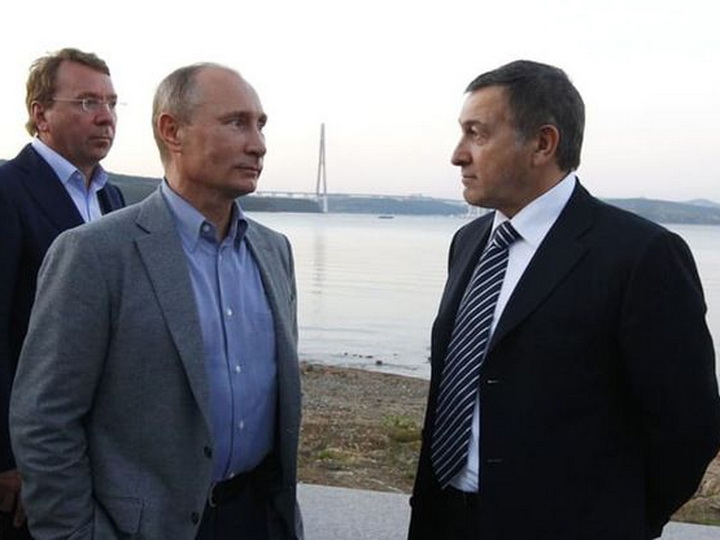 Агаларов рассказал Путину о строительстве домов