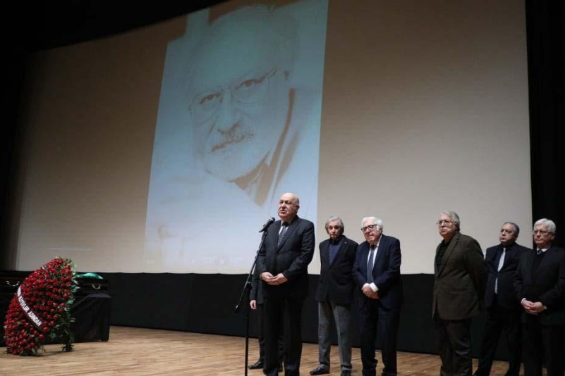 Завершилась церемония прощания с народным писателем Рустамом Ибрагимбековым в Баку