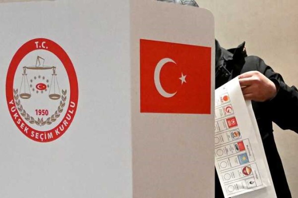 В Турции проходит голосование на президентских и парламентских выборах
