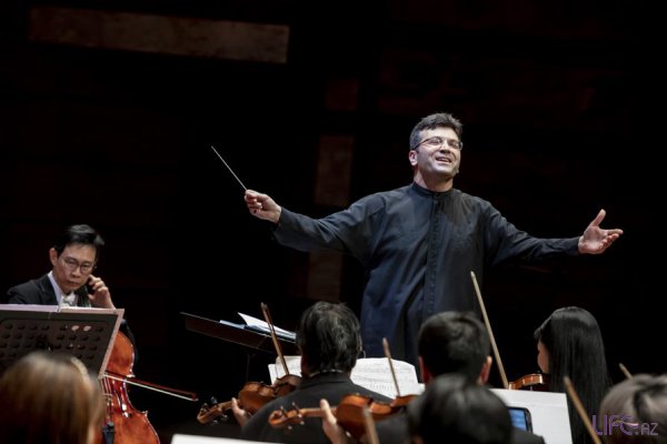 Впервые азербайджанец управлял Королевским оркестром Таиланда