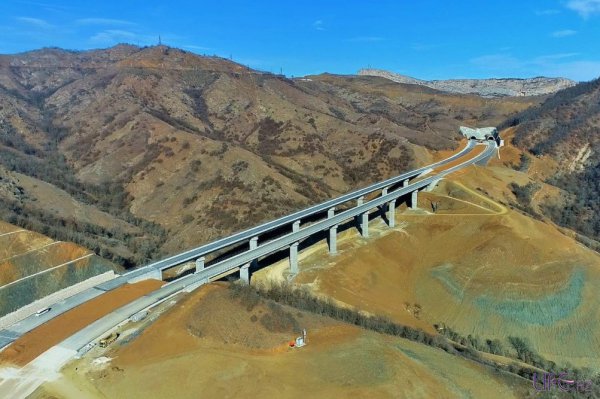 На освобожденных территориях Карабахского экономического района завершено строительство 4 автомобильных дорог